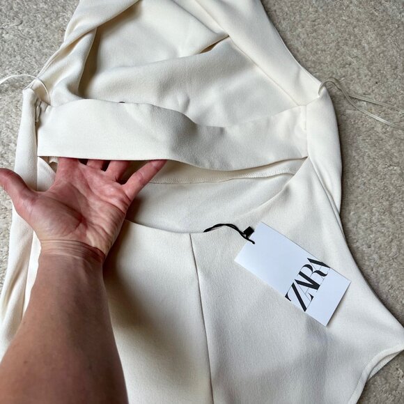 SOLD: Stunning White Bodysuit Top by ZARA - NWT - Looks AMAZING. Size M - Picture 6 of 8